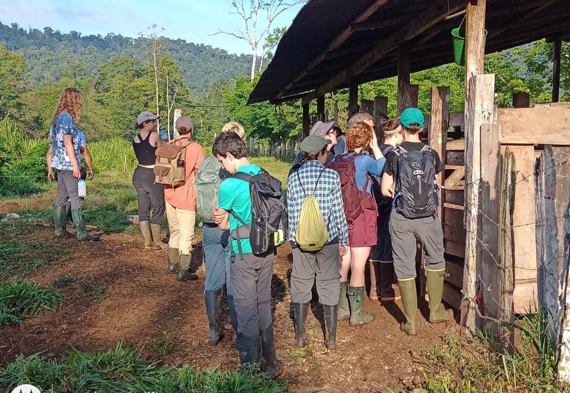 "Conservando Huellas" Dairy Farm